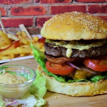 burger-g9016228bc_1280